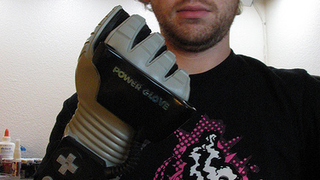 Nintendo Power Glove Updated With Accelerometer, Bluetooth, Irony